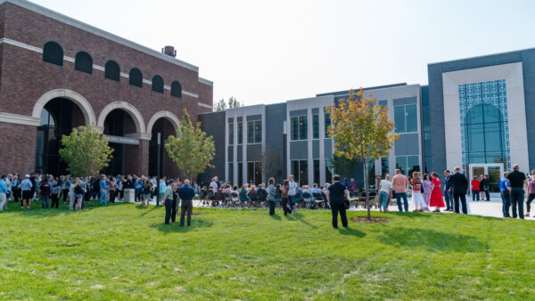 Large crowd gathered on the quad outside of the Student Center.